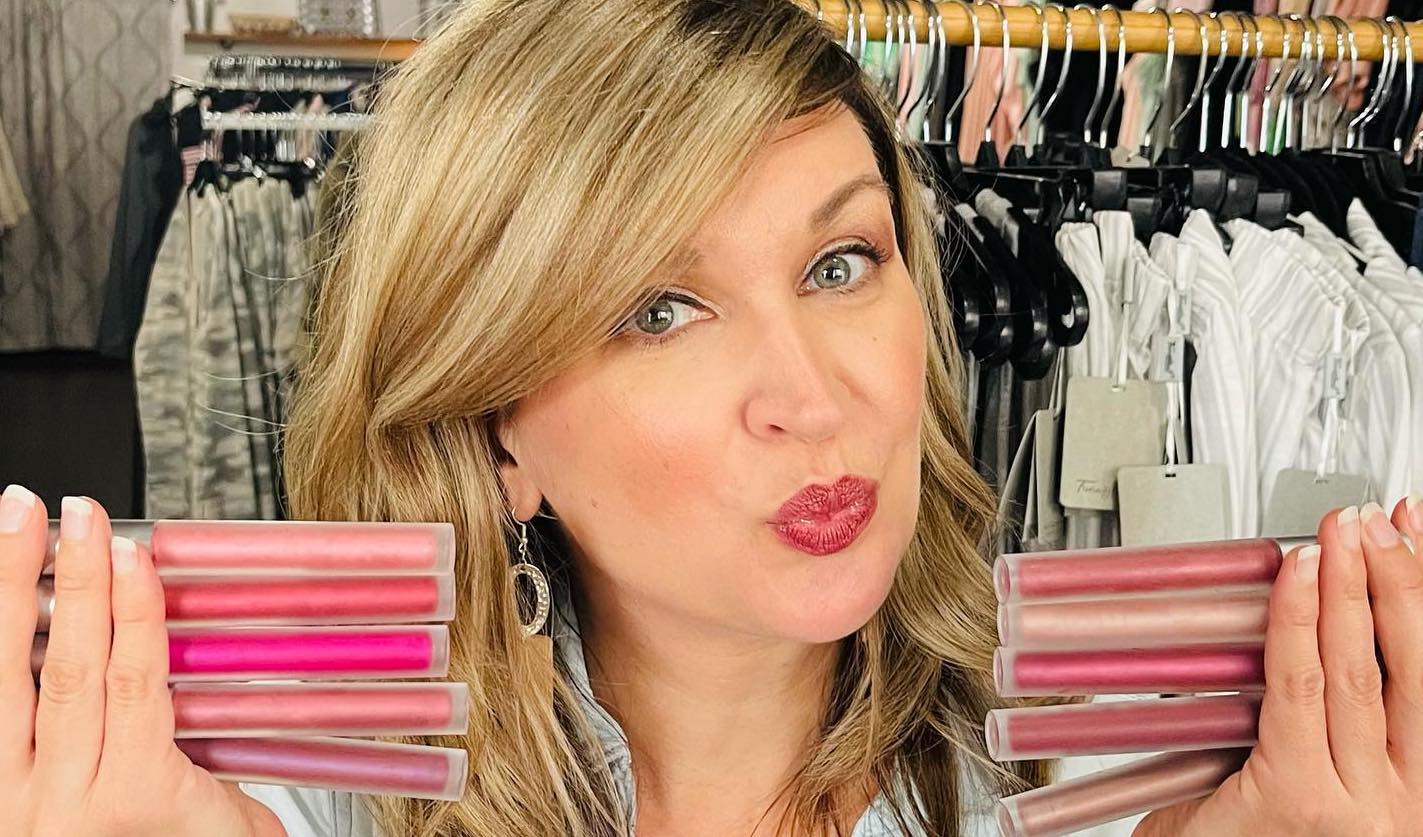 Highly Pigmented Pout (AND Natural)?