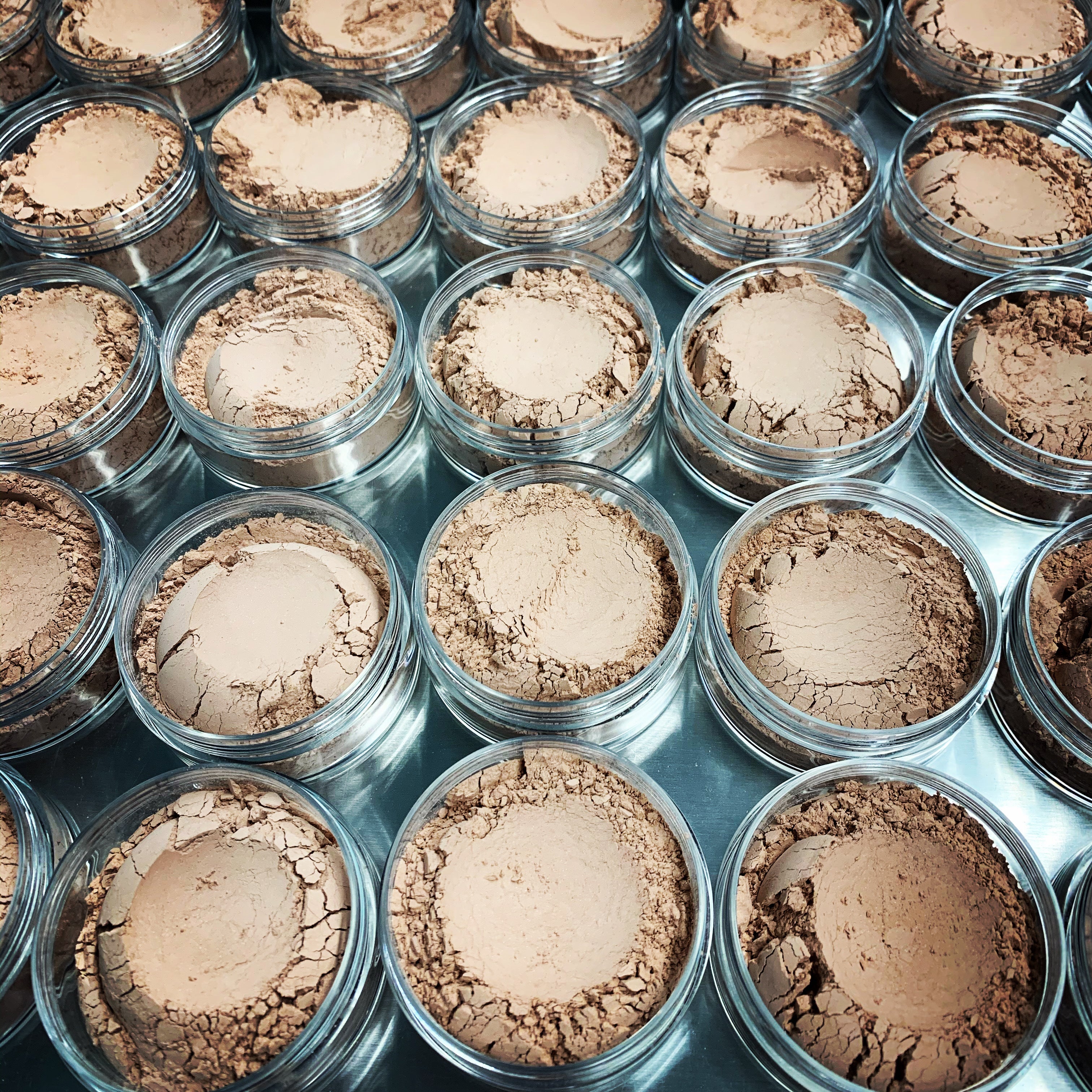 FOUNDATION POWDER SAMPLE