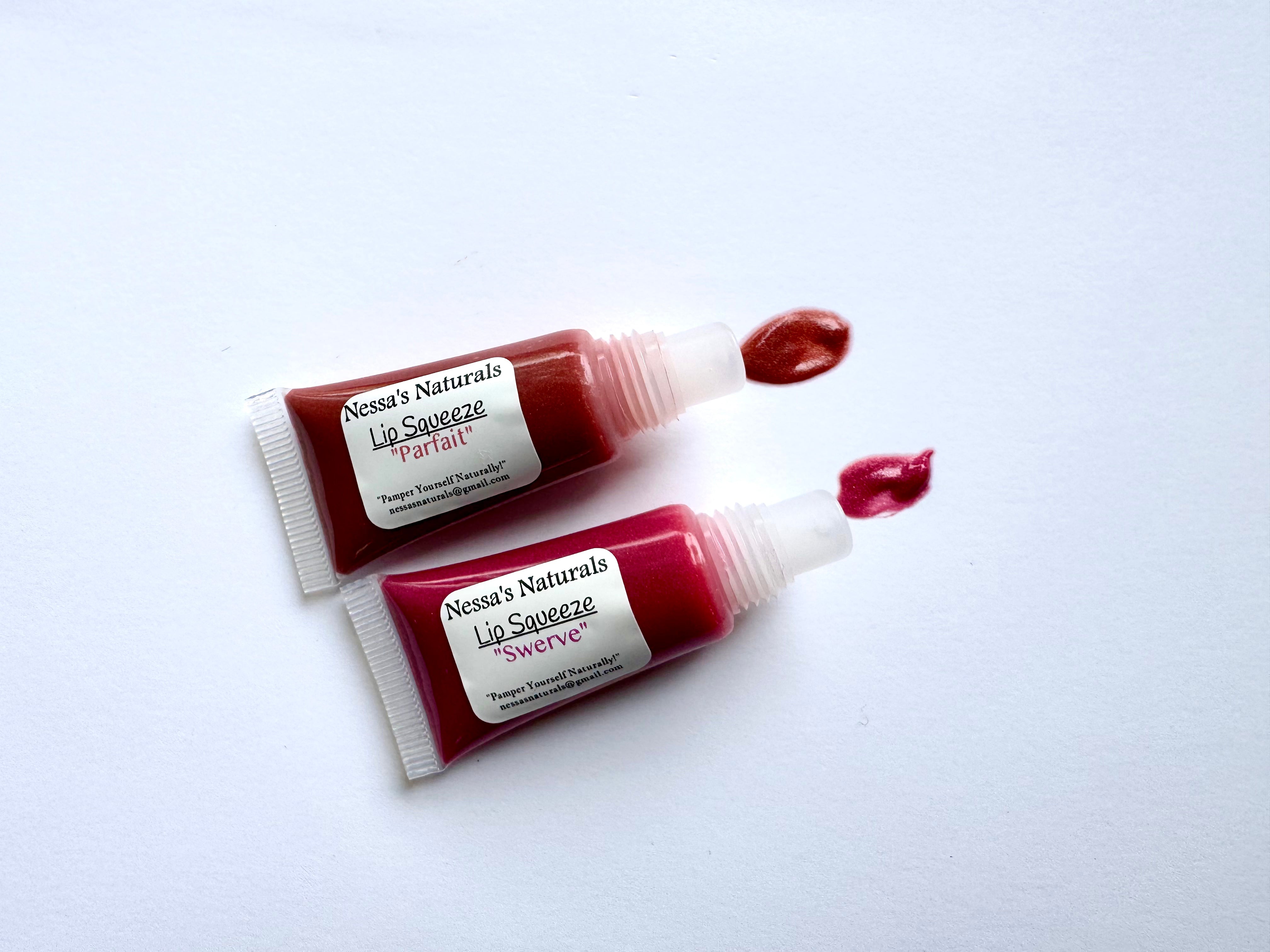 LIP SQUEEZE
