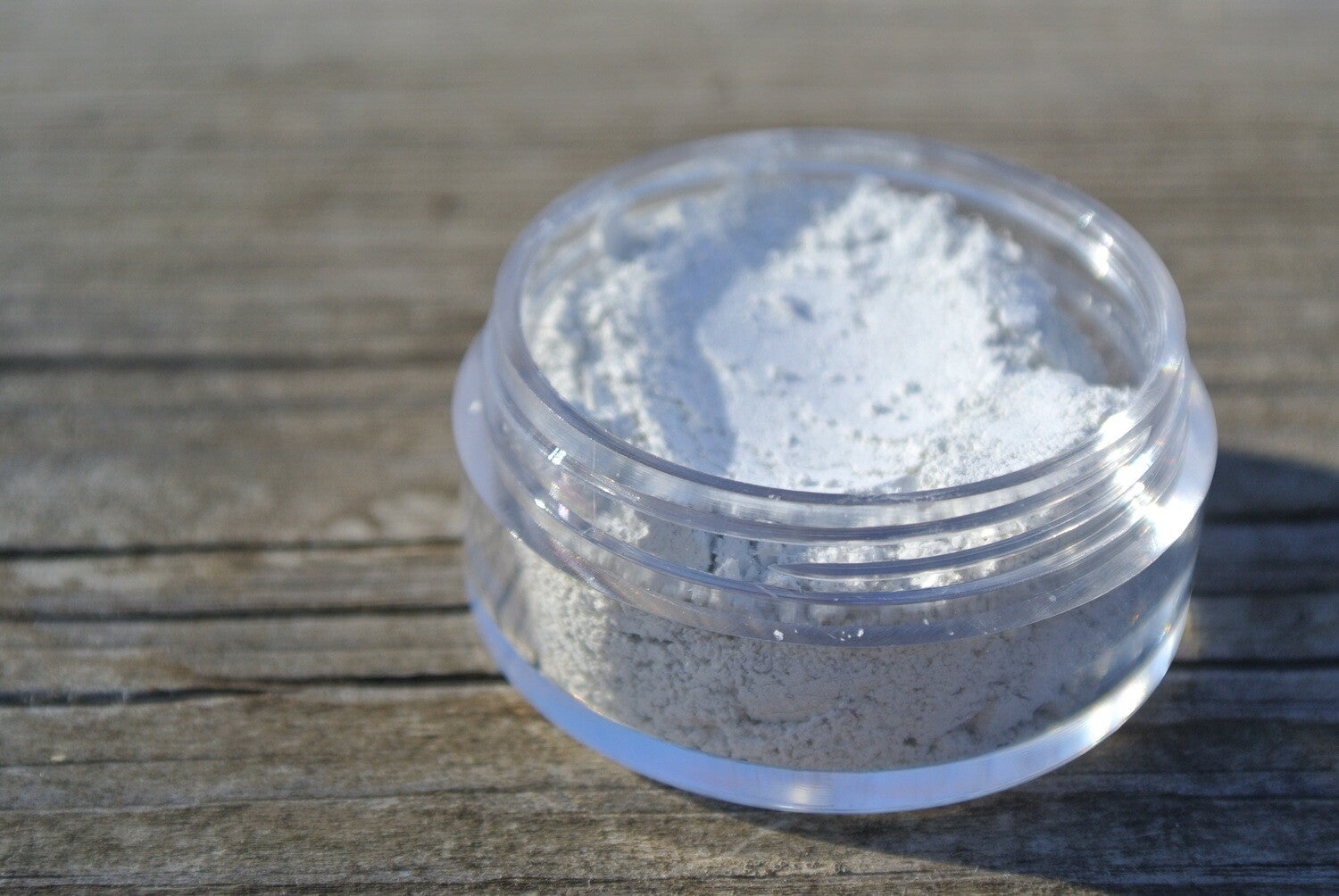 MISS BEHAVE TREATMENT POWDER