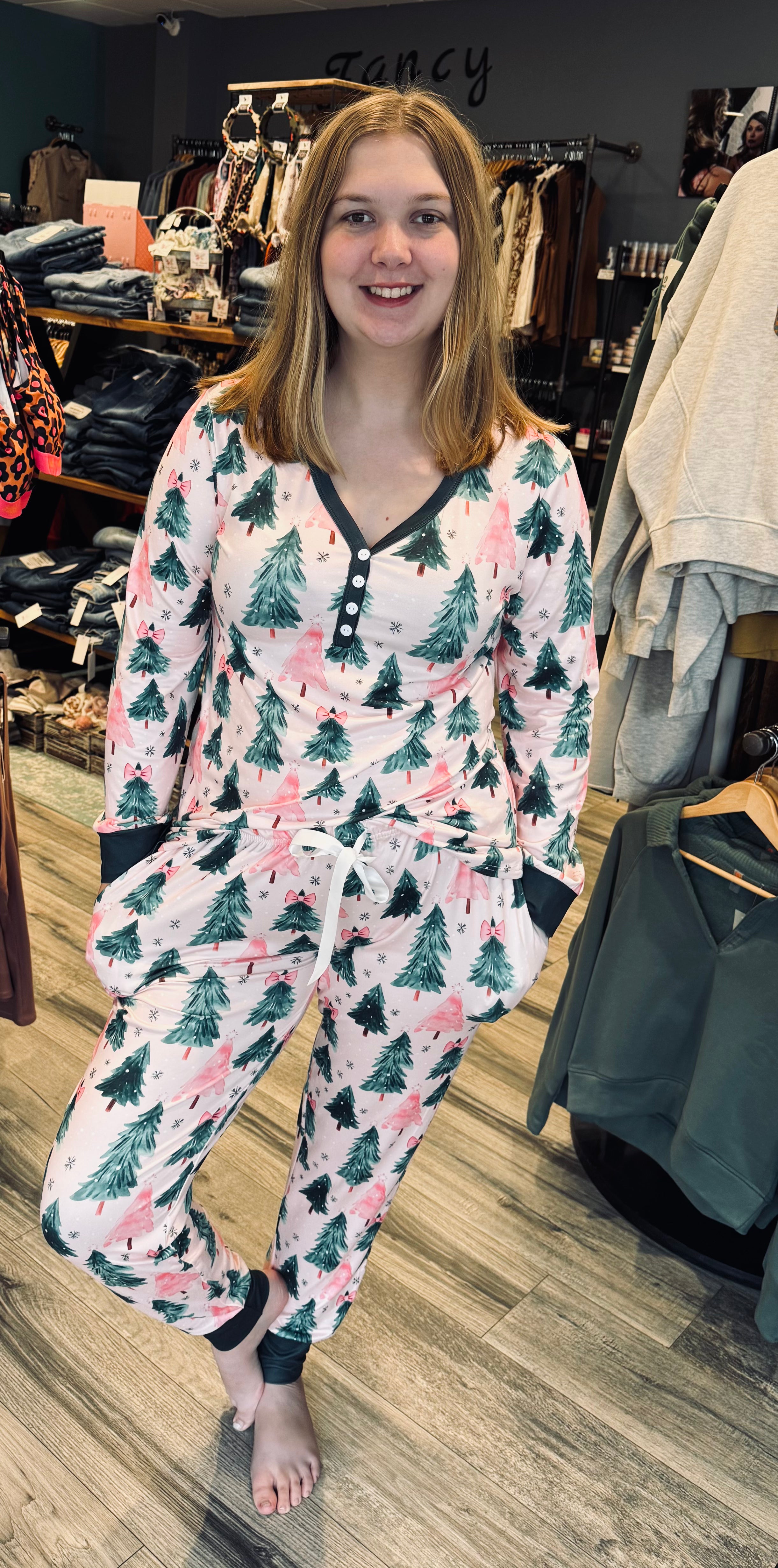 HOLIDAY PJ JOGGER SET