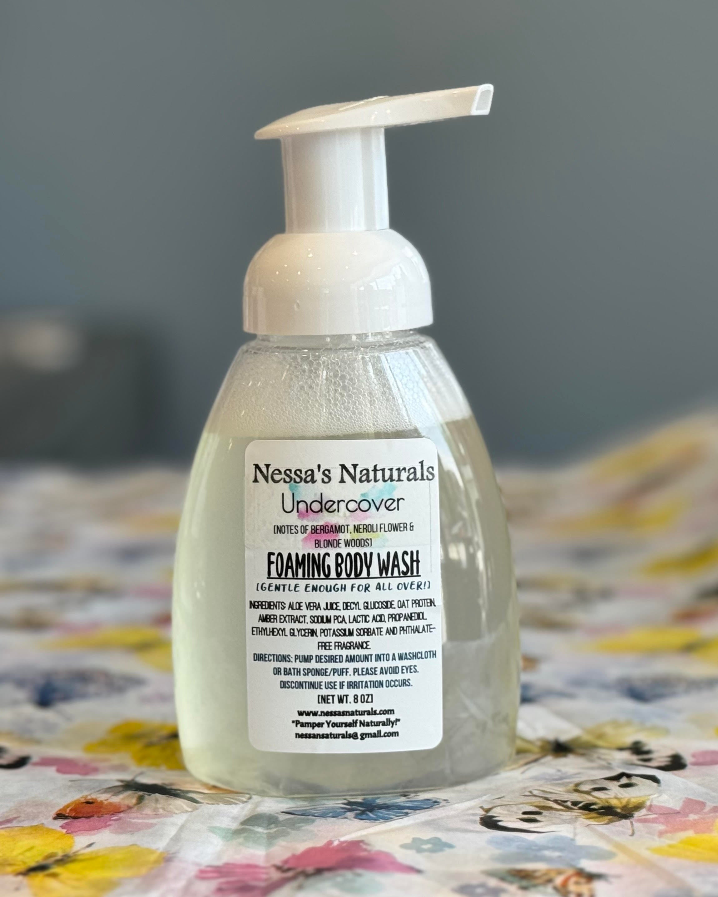 FOAMING BODY WASH